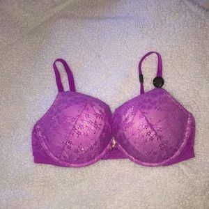 NWT Victoria’s Secret dream Angel plunge add 2 cup sizes